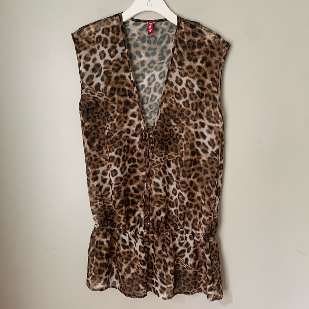 Guess size S leopard beach coverup